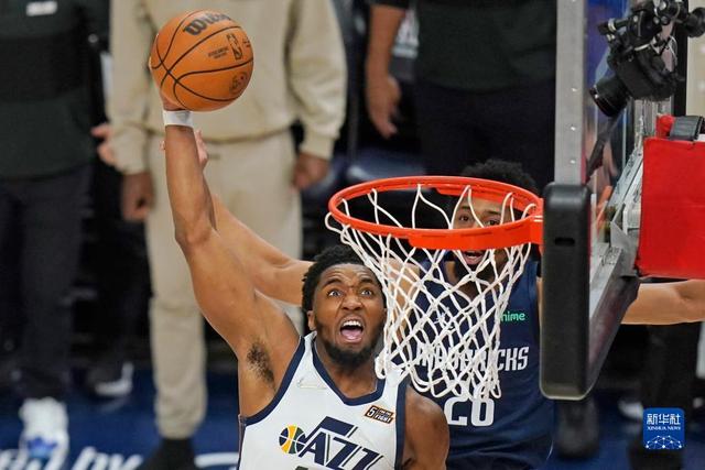 约基奇被限制森林狼大胜掘金 步行者复仇马刺